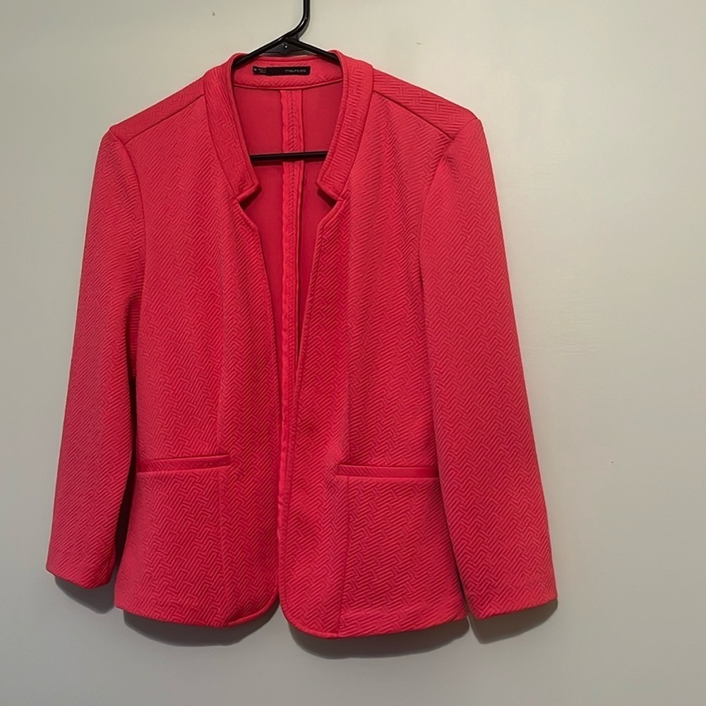 Women’s coral color patterned open blazer from Maurice’s in size Medium.
